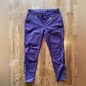 Jennifer Lopez Women’s Capris